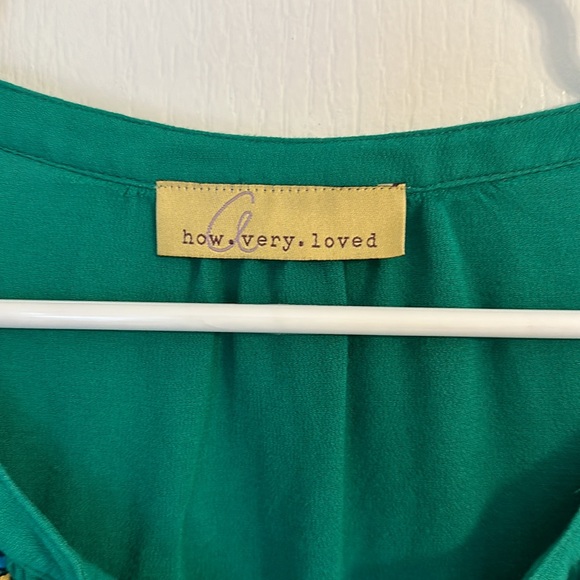 Women’s Embroidered Tank - Large - Picture 3 of 4